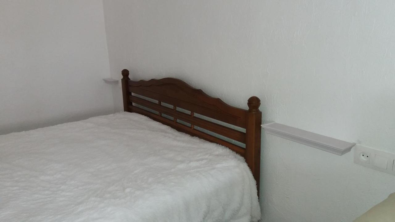 Vladimirskie Apartamenty In Center Of Brest Bagian luar foto